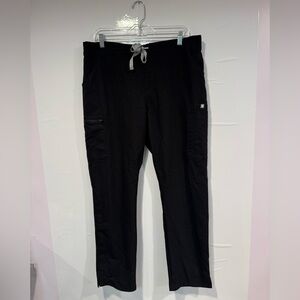 Figs Cargo jogger Pants in Black